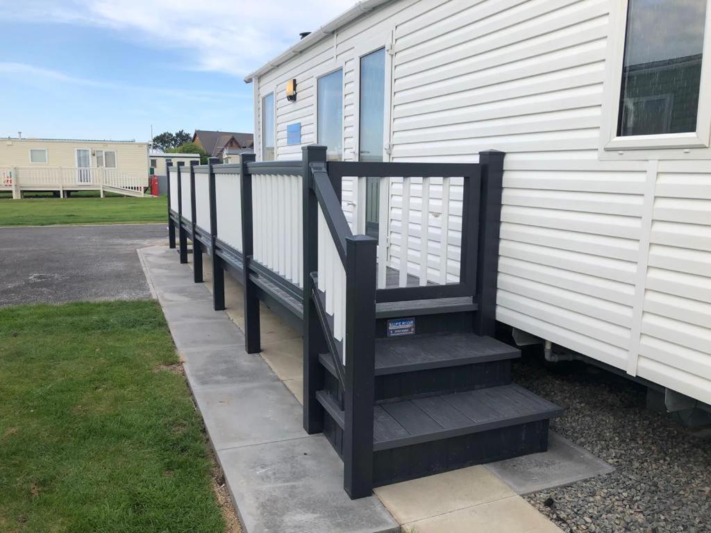 Pg177 Golden Palm Resort 8 Berth Caravan With Decking Chapel Saint Leonards Luaran gambar
