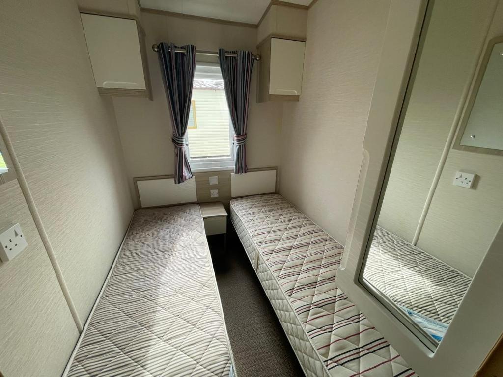 Pg177 Golden Palm Resort 8 Berth Caravan With Decking Chapel Saint Leonards Luaran gambar